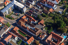 Weinstube beim Schnapser in Kandel im Bundesland Rheinland-Pfalz, Deutschland