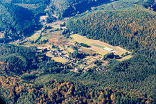 Luftbild von Sturzelbronn im Bundesland Moselle, Frankreich