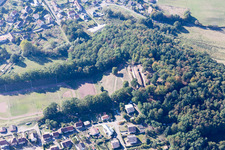 Bitche im Bundesland Moselle, Frankreich aus der Drohnenperspektive