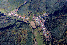 Dorfansicht im Ortsteil Salzwoog in Lemberg im Bundesland Rheinland-Pfalz, Deutschland