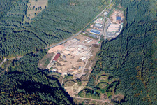 Gewerbegebiet und Firmenansiedlung mit Deufol Industrie-Service GmbH im Ortsteil Industriestraße in Hinterweidenthal im Bundesland Rheinland-Pfalz, Deutschland