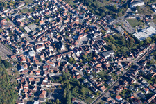 Drohnenaufname von Dahn im Bundesland Rheinland-Pfalz, Deutschland