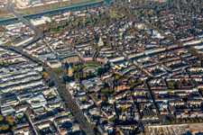 Stadtteil Schwetzinger Vorstadt und Oststadt um den Friedrichsplatz im Stadtgebiet in Mannheim im Bundesland Baden-Württemberg, Deutschland