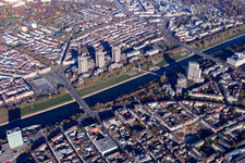 Neckarufer Nord Bebauung im Ortsteil Neckarstadt-Ost in Mannheim im Bundesland Baden-Württemberg, Deutschland