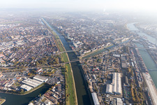 Jungbuschbrücke im Ortsteil Neckarstadt-West in Mannheim im Bundesland Baden-Württemberg, Deutschland
