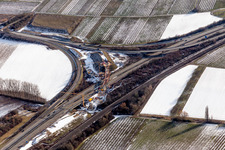 Winterlich schneebedeckte im Ortsteil Dammheim in Landau in der Pfalz im Bundesland Rheinland-Pfalz, Deutschland