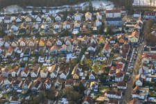 Luftbild von Haardtstraße x Birkenstraße im Winter bei Schnee in Kandel im Bundesland Rheinland-Pfalz, Deutschland