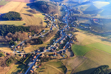 Dorfansicht im Odenwald aus Norden im Ortsteil Gadern in Wald-Michelbach im Bundesland Hessen, Deutschland