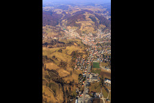 Luftaufnahme von Ortsansicht im Odenwald aus Südwesten im Ortsteil Reichenbach in Lautertal im Bundesland Hessen, Deutschland