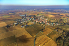 Dorfansicht im Odenwald aus Süden im Ortsteil Lengfeld in Otzberg im Bundesland Hessen, Deutschland