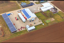 Bauers Garten in Winden im Bundesland Rheinland-Pfalz, Deutschland aus der Luft