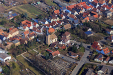 Protestantische Kirche Gommersheim am Friedhof im Bundesland Rheinland-Pfalz, Deutschland