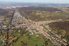 Luftbild von Ortsansicht der Straßen und Häuser der Wohngebiete in Untergrombach in Bruchsal im Bundesland Baden-Württemberg, Deutschland