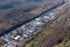 Luftaufnahme von Industriegebiet Im Schollengarten im Ortsteil Untergrombach in Bruchsal im Bundesland Baden-Württemberg, Deutschland