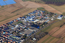 Luftbild von Industriegebiet Industriestraße mit LINHARDT Hambrücken GmbH von Südwesten im Bundesland Baden-Württemberg, Deutschland