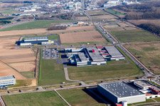 Gebäude und Produktionshallen auf dem Werksgelände SEW-USOCOME usine de Brumath in Bernolsheim in Grand Est in Mommenheim im Bundesland Bas-Rhin, Frankreich