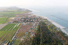 Luftbild von Lido DI Dante im Bundesland Emilia-Romagna, Italien