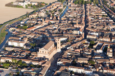 Comacchio im Bundesland Ferrara, Italien von oben