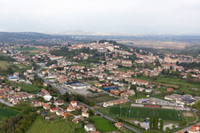 Schrägluftbild von San Daniele del Friuli im Bundesland Udine, Italien