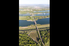 Rheinschleusse Iffezheim in Beinheim im Bundesland Bas-Rhin, Frankreich