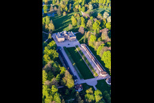 Drohnenbild von Schloß Favorite bei Förch in Rastatt im Bundesland Baden-Württemberg, Deutschland