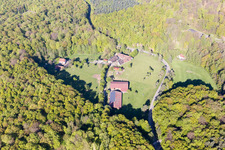 Drachenbronn-Birlenbach im Bundesland Bas-Rhin, Frankreich von einer Drohne aus