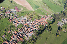 Bischholtz im Bundesland Bas-Rhin, Frankreich von oben gesehen