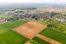 Uttenhoffen im Bundesland Bas-Rhin, Frankreich aus der Luft betrachtet