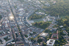 Luftbild von Karlsruhe, Schloß und Schloßpark im Ortsteil Innenstadt-Ost im Bundesland Baden-Württemberg, Deutschland