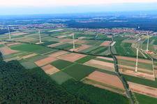 Luftaufnahme von Hatzenbühler Windpark nach Fertigstellung in Herxheim bei Landau im Bundesland Rheinland-Pfalz, Deutschland