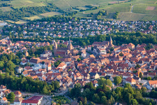 Wissembourg im Bundesland Bas-Rhin, Frankreich aus der Drohnenperspektive
