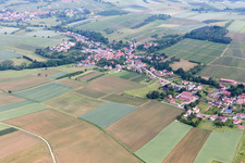 Luftbild von Steinseltz im Bundesland Bas-Rhin, Frankreich