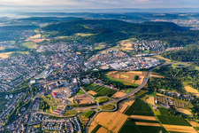 Ortsansicht der Straßen und Häuser der Wohngebiete in Winnenden im Bundesland Baden-Württemberg, Deutschland