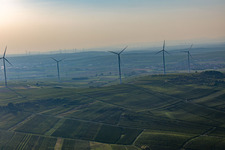 Windpark in Gau-Heppenheim im Bundesland Rheinland-Pfalz, Deutschland