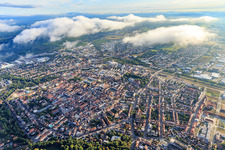Luftbild von Stadtansicht unter Wolken aus Südwesten in Landau in der Pfalz im Bundesland Rheinland-Pfalz, Deutschland