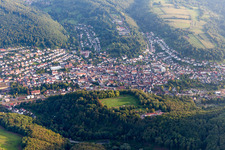 Luftbild von Annweiler von Norden in Annweiler am Trifels im Bundesland Rheinland-Pfalz, Deutschland