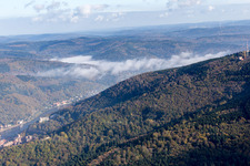 Schrägluftbild von Neckartal im Ortsteil Kernaltstadt in Heidelberg im Bundesland Baden-Württemberg, Deutschland