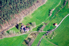 Schrägluftbild von Ortsteil Güttersbach in Mossautal im Bundesland Hessen, Deutschland