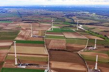 Baustelle des Windparks Freckenfeld der EnBW -für Windenergieanlage mit 6 Windrädern im Bundesland Rheinland-Pfalz, Deutschland aus der Vogelperspektive