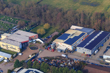 Luftbild von Buschurweg mit Zeich Metallbau GmbH, ArcoSYS Computervertriebs GmbH und Frey Metalltechnik, Inh. Dipl.-Ing. Matthias Frey e.K im Ortsteil Minderslachen in Kandel im Bundesland Rheinland-Pfalz, Deutschland