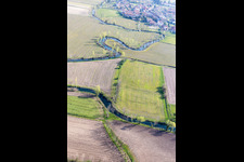 Luftaufnahme von S.S. N.13 Pontebbana im Bundesland Friaul-Julisch Venetien, Italien
