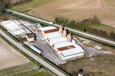 Schrägluftbild von San Lorenzo im Bundesland Friaul-Julisch Venetien, Italien