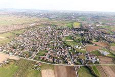 Luftaufnahme von Pradamano im Bundesland Friaul-Julisch Venetien, Italien