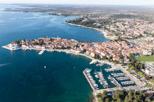 Schrägluftbild von Sveti Duh im Bundesland Gespanschaft Istrien, Kroatien