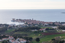 Sveti Duh im Bundesland Gespanschaft Istrien, Kroatien von oben gesehen