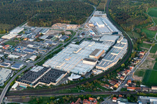 Erweiterungs - Neubau - Baustelle an den Gebäuden und Produktionshallen des Werksgelände der SEW-EURODRIVE GmbH & Co KG in Graben-Neudorf im Bundesland Baden-Württemberg, Deutschland aus der Luft betrachtet
