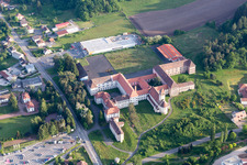 Gebäudekomplex des Klosters in Bitche in Grand Est im Bundesland Moselle, Frankreich