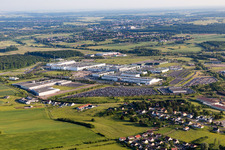 Industrie- und Gewerbegebiet mit Toussaint Sarl und Renz Sàrl in Woustviller in Grand Est im Bundesland Moselle, Frankreich