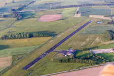Sarre-Union, Flugplatz im Bundesland Bas-Rhin, Frankreich