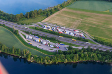 Luftbild von Autobahnparkplatz Spitzenrheinhof an der A61 in Speyer im Bundesland Rheinland-Pfalz, Deutschland